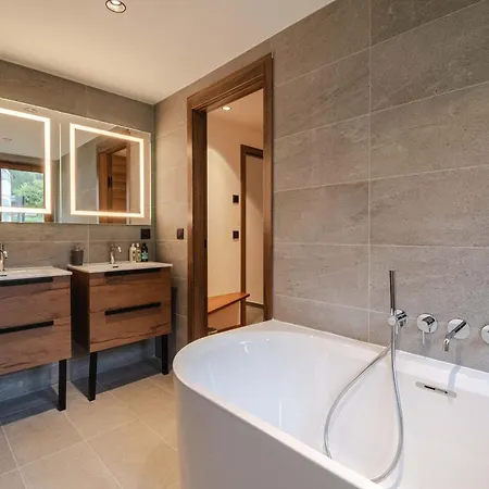 Luxe, Calme And Enjoy 426sqm Chalet Chamonix
